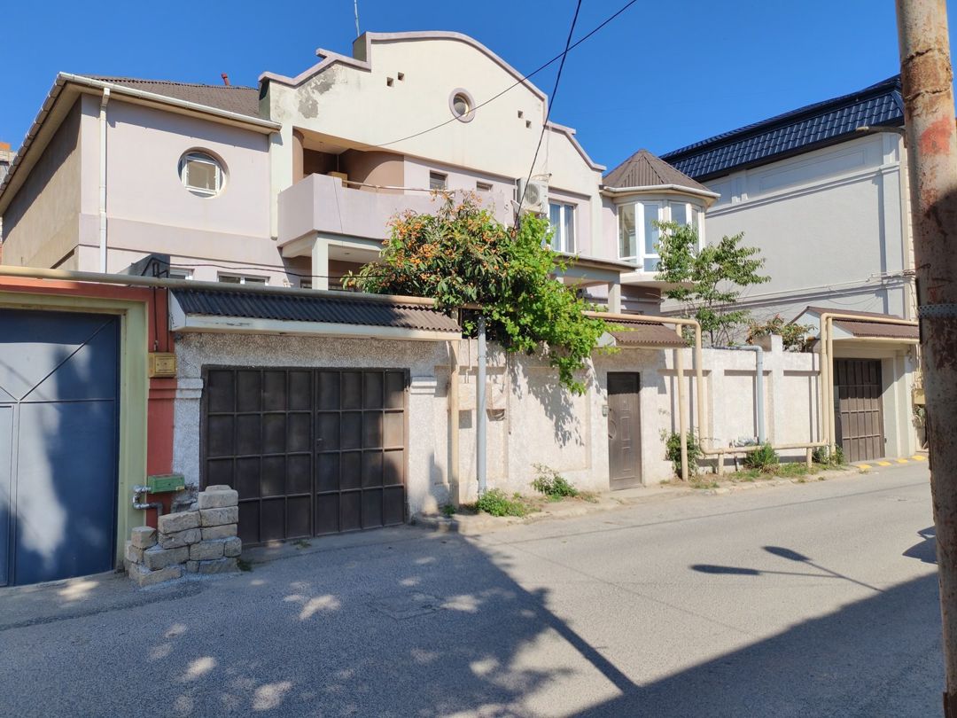 Satılır 12 otaqlı həyət evi/bağ evi 528 m² — Ev, villa, Bakı (2)