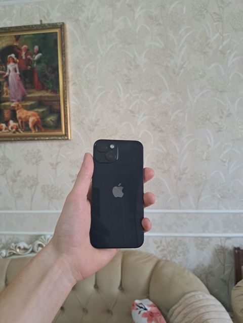 128 GB, Qara, Simsiz şarj — 730 ₼ · Bakı · Apple iPhone 128 GB, Qara, Simsiz şarj — Bakı