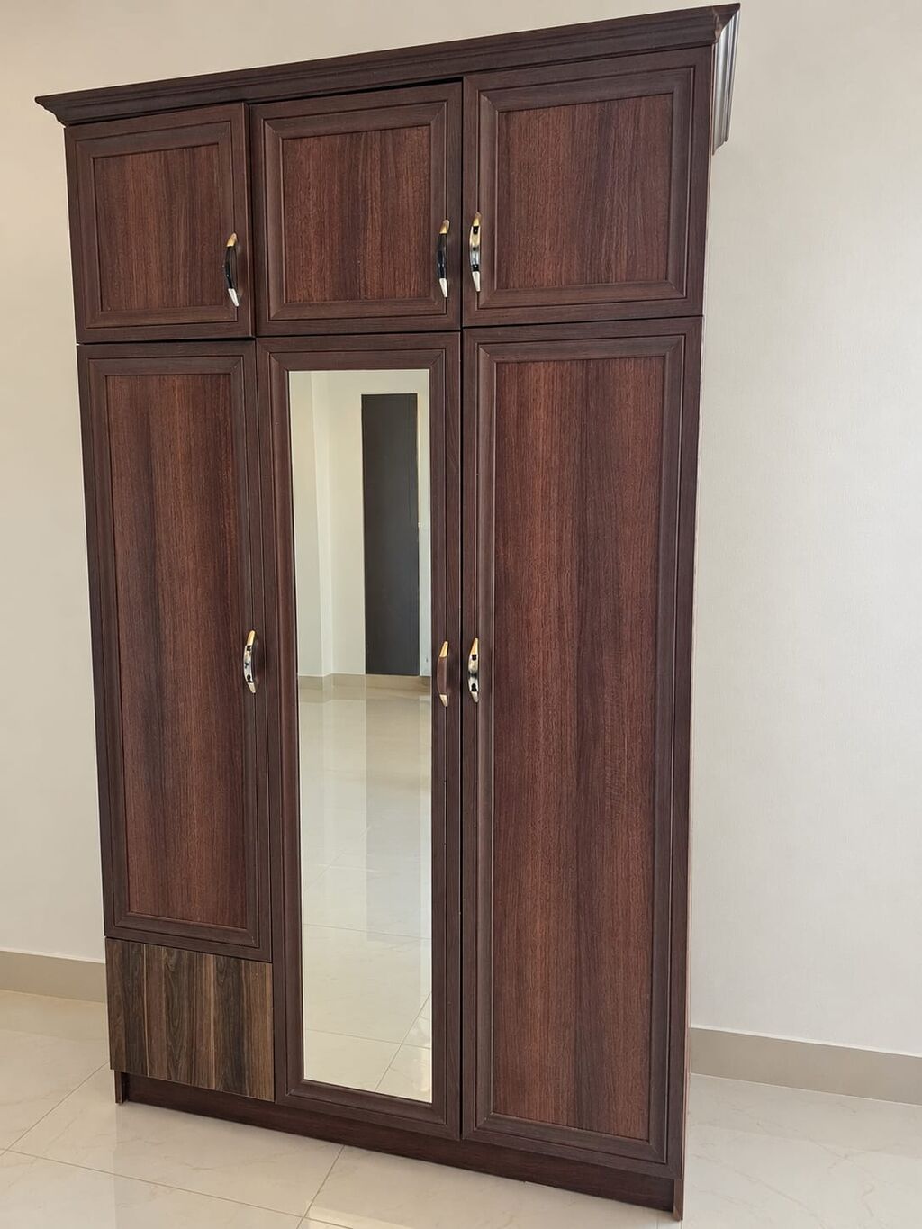 Selin – Dolab satılır - Qiymət: 140 AZN - Çatdırılma: pulsuzdur — Şkaflar, Bakı
