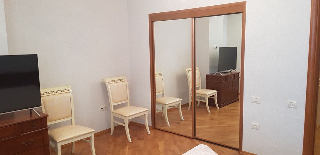 Satılır 4 otaqlı yeni tikili 190 m² — Mənzil, Bakı (8)