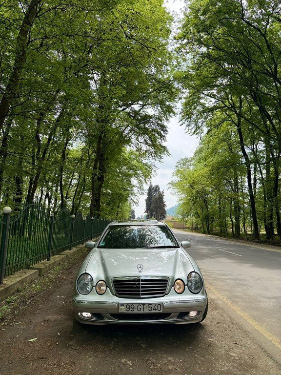 Mercedes E 220, 2.2 L, 2001 il, 402 000 km 99-GT-540 — Avtomobillər, Astara (2)