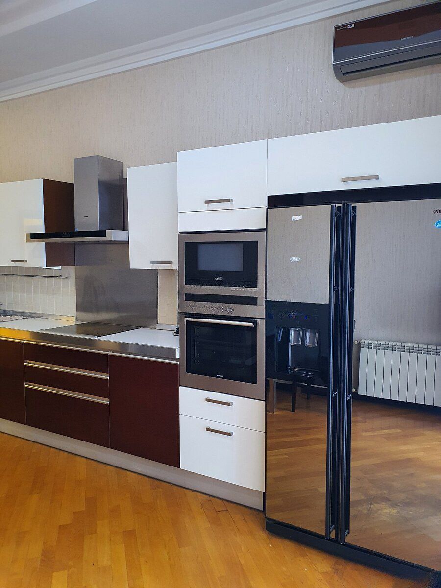 İcarəyə verilir 4 otaqlı yeni tikili 200 m² — Mənzil, Bakı (11)