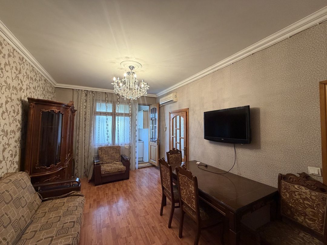 İcarəyə verilir 2 otaqlı köhnə tikili 50 m² — Mənzil, Bakı