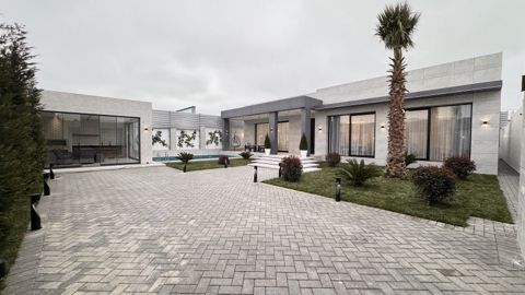 Satılır 5 otaqlı həyət evi/bağ evi 250 m² — Bakı