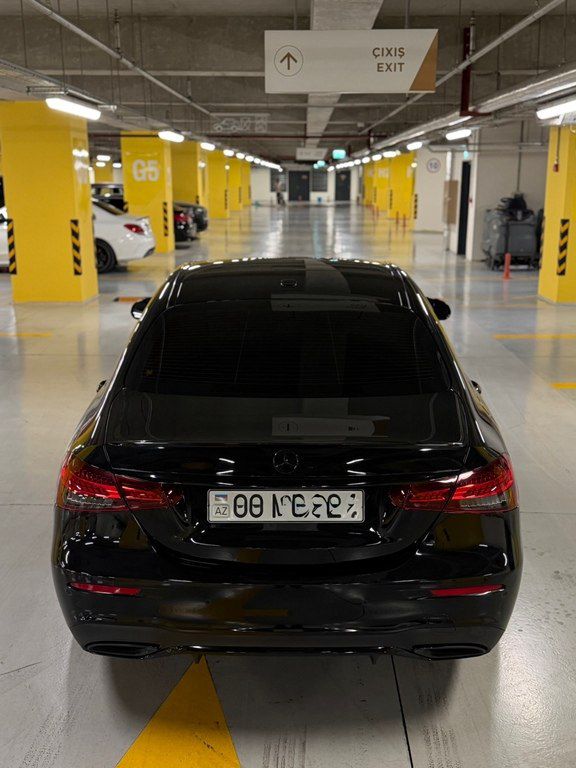 Mercedes E 350, 2.0 L, 2023 il, 57 085 km — Avtomobillər, Gəncə (8)