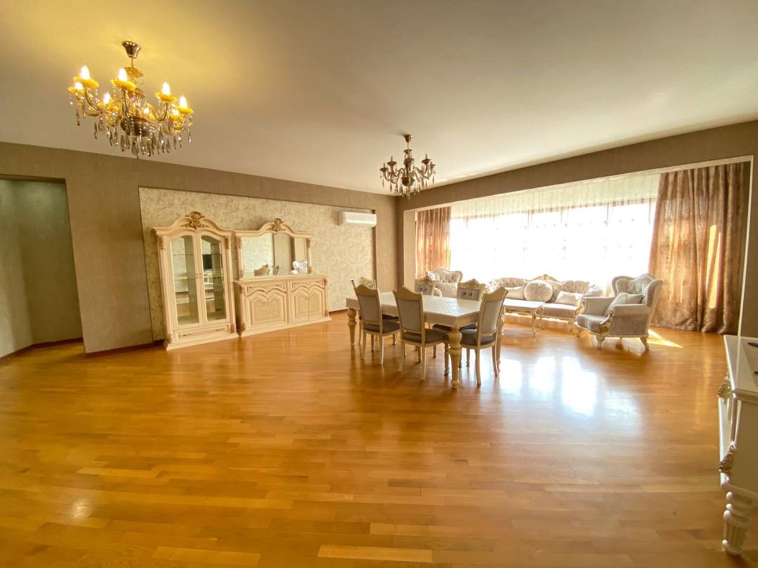 İcarəyə verilir 3 otaqlı yeni tikili 200 m² — Mənzil, Bakı (4)