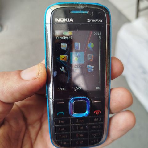 Nokia C2 Tava, Düyməli — Şəki