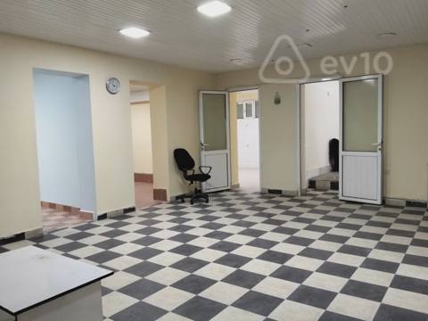 Obyekt, 250 m², Nerimanov Metrosu — kirayə — Bakı
