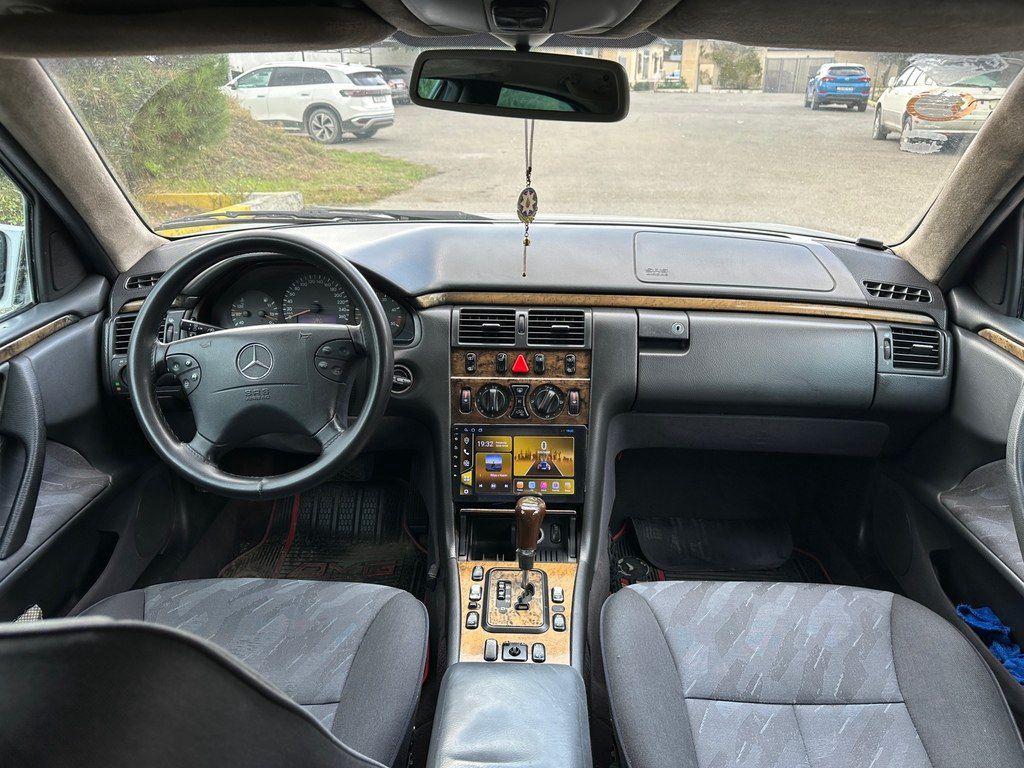 Mercedes E 270, 2.7 L, 2000 il, 338 000 km — Avtomobillər, Bakı (9)