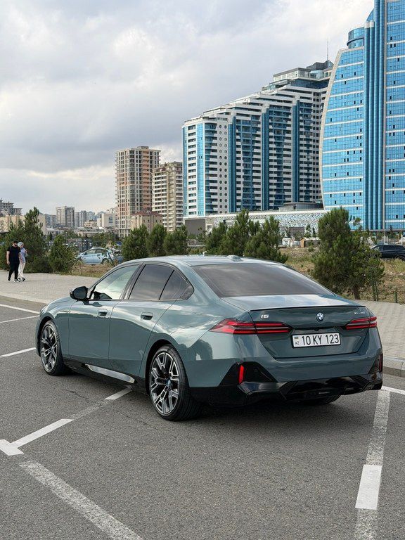 BMW i5, 83.9 kWh, 2024 il, 44 000 km 10-KY-123 — Avtomobillər, Bakı (7)