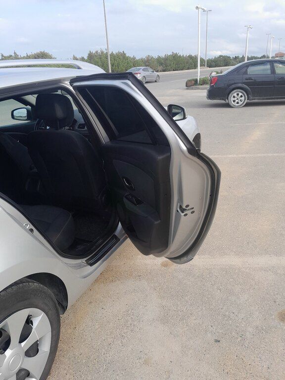 Renault Megane, 1.5 L, 2011 il, 424 000 km 77-ST-348 — Avtomobillər, Bakı (6)
