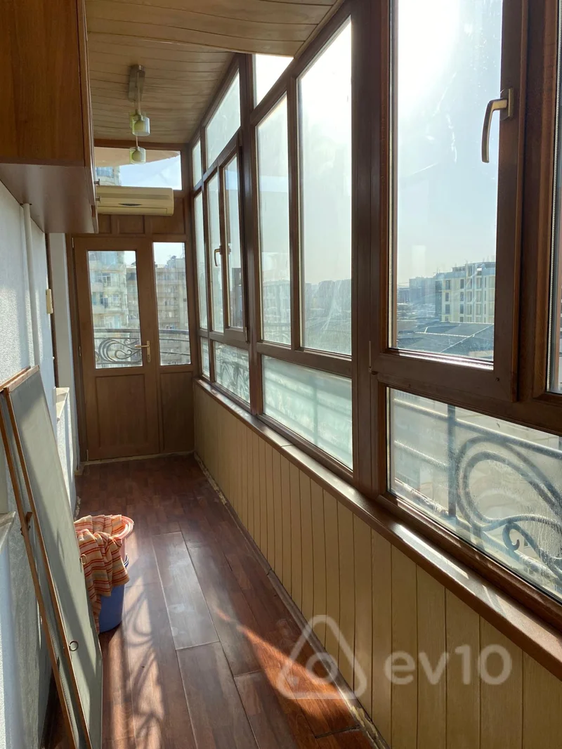 3 otaqlı mənzil, 195 m², Səməd Vurğun küçəsi — kirayə — Mənzil, Bakı (12)
