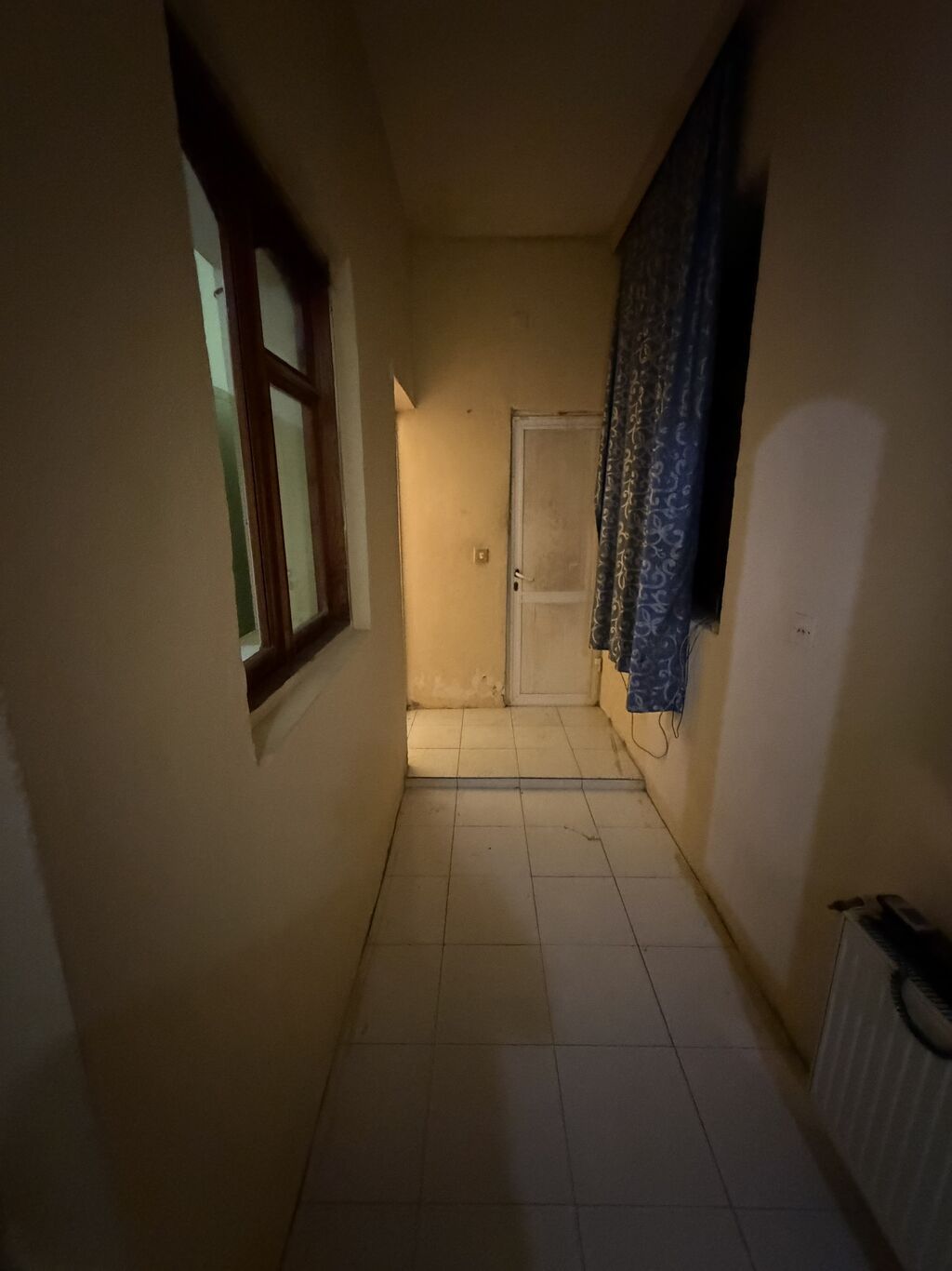 Kirayə ev 2 otaqlı. Komsamol dairəsində yerləşir. Xəritədə göstərilib — Mənzil, Digah (4)