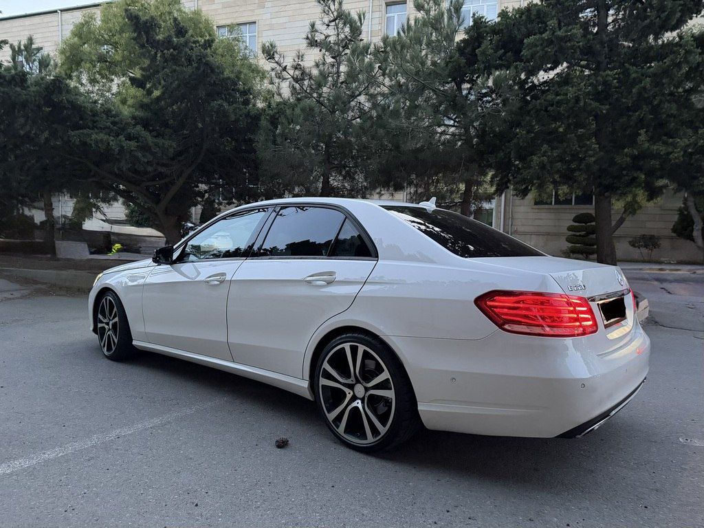 Mercedes E 220, 2.1 L, 2015 il, 233 300 km — Avtomobillər, Bakı (6)