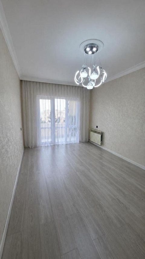 Satılır 2 otaqlı köhnə tikili 65 m² — 165 000 ₼ · Bakı · Mənzil Satılır 2 otaqlı köhnə tikili 65 m² — Bakı