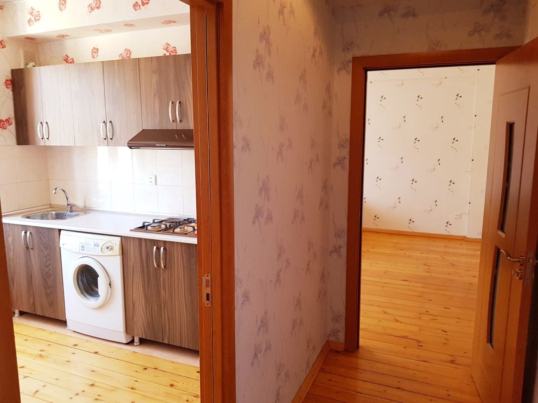 Satılır 1 otaqlı yeni tikili 42 m² — Mənzil, Bakı (2)