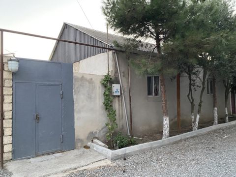 Satılır 3 otaqlı həyət evi/bağ evi 90 m² — Bakı