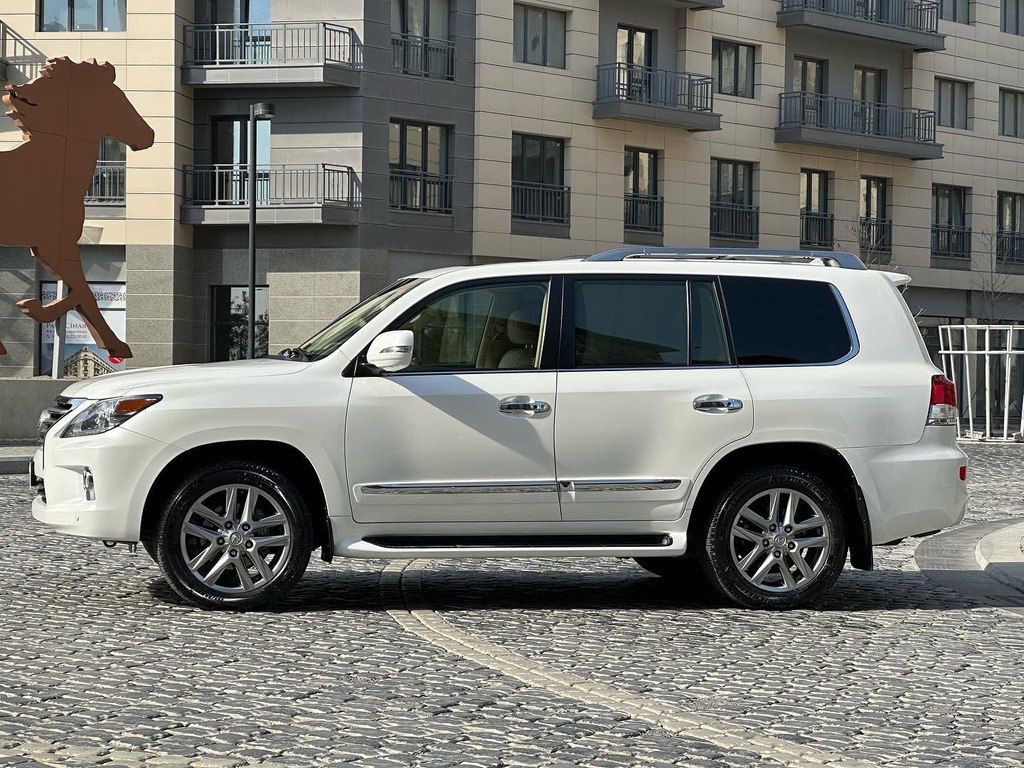 Lexus LX 570, 5.7 L, 2013 il, 161 000 km — Avtomobillər, Bakı (3)