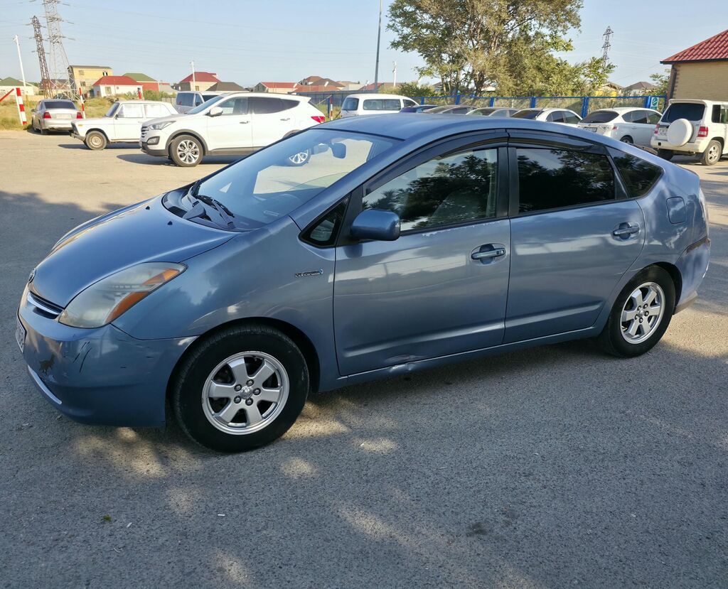Toyota Prius: 1.5 l 2006 il 77-NP-168 — Avtomobillər, Bakı (2)