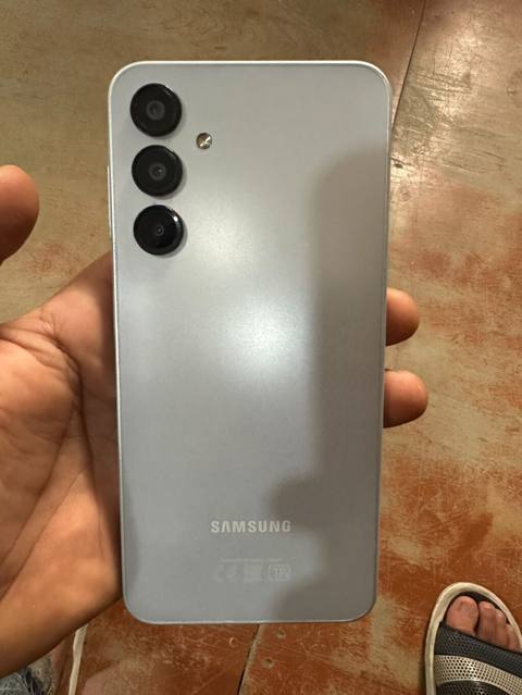 Samsung Galaxy A16, 128 GB, rəng - Gümüşü, İki sim kartlı — Bakı