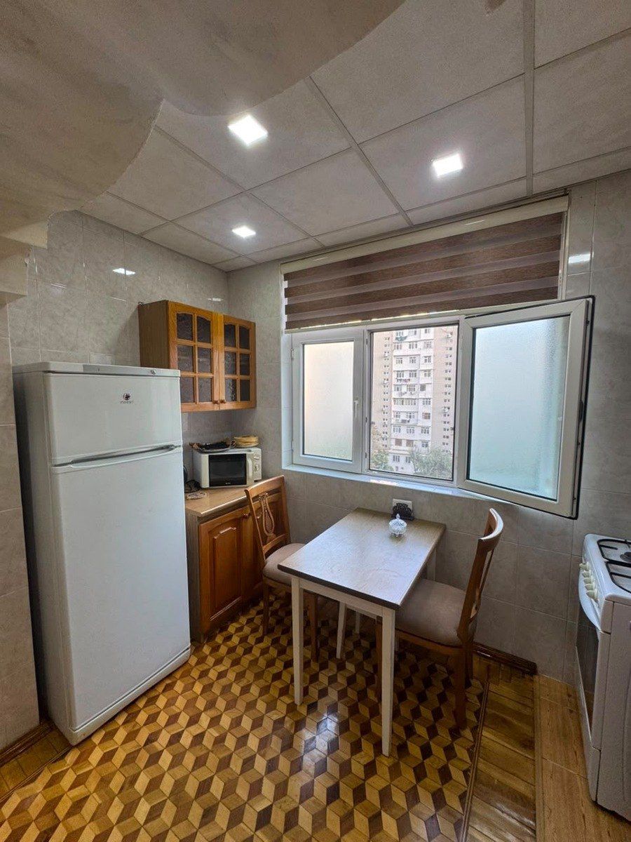 Satılır 3 otaqlı köhnə tikili 90 m² — Mənzil, Bakı (10)