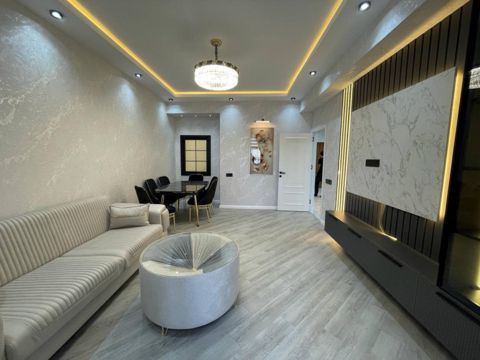 Satılır 3 otaqlı yeni tikili 80 m² — Bakı