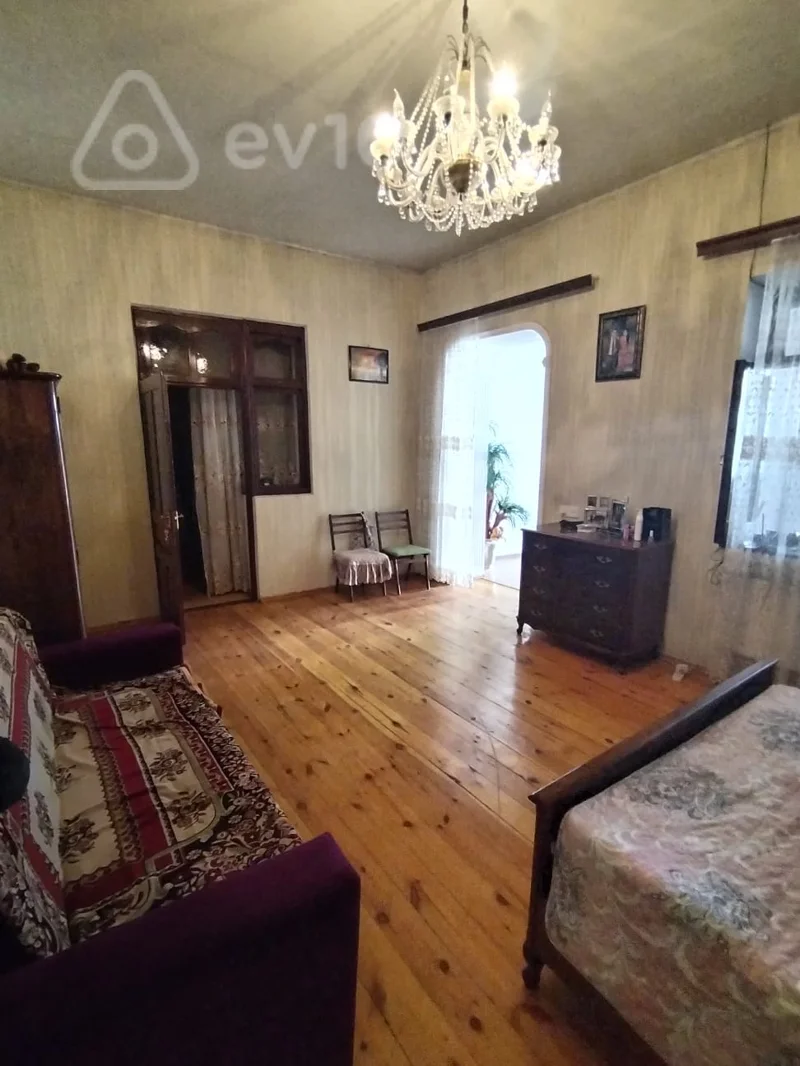 5 otaqlı həyət evi, 200 m², Yasamal r-n Z.Kerimov 26 — Ev, villa, Bakı (12)