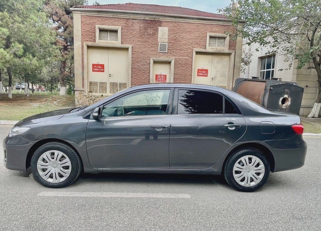 Toyota Corolla, 2013 il, 209700 km, 1.6 L — Avtomobillər, Bakı (6)
