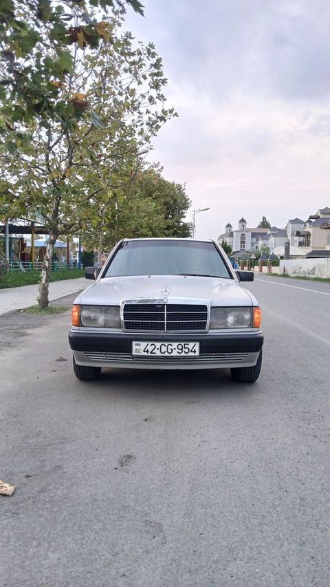Mercedes 190, 2.0 L, 1991 il, 856 320 km — Astara