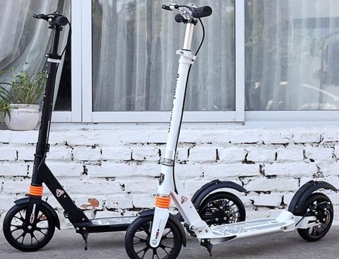 Çəki götürmə 100 kg Tormoz əldə və ayaqda Tormoz disklə Ön və — Bakı