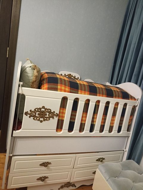 Körpə uşaq beşiyi klassik stildədir Matrasla birlikdə satılır Matras — 100 ₼ · Masazır · Bəşikləri Körpə uşaq beşiyi klassik stildədir Matrasla birlikdə satılır Matras — Masazır