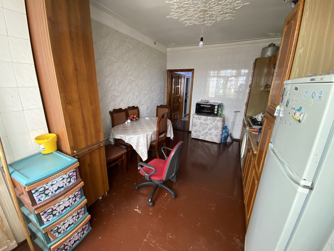 Satılır 2 otaqlı köhnə tikili 57 m² — Mənzil, Bakı (3)