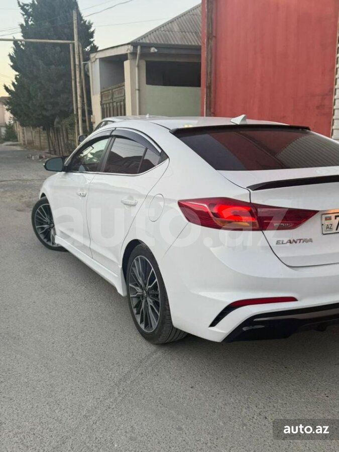 Hyundai Elantra, 2017 — Avtomobillər, Bakı (7)