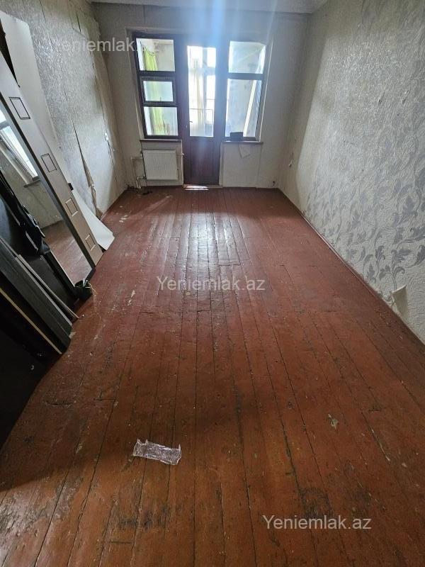 Satılır 3 otaqlı Bina evi menzil (Köhnə tikili), 58 m², 5-ci mikrorayon — Mənzil, Sumqayıt (2)