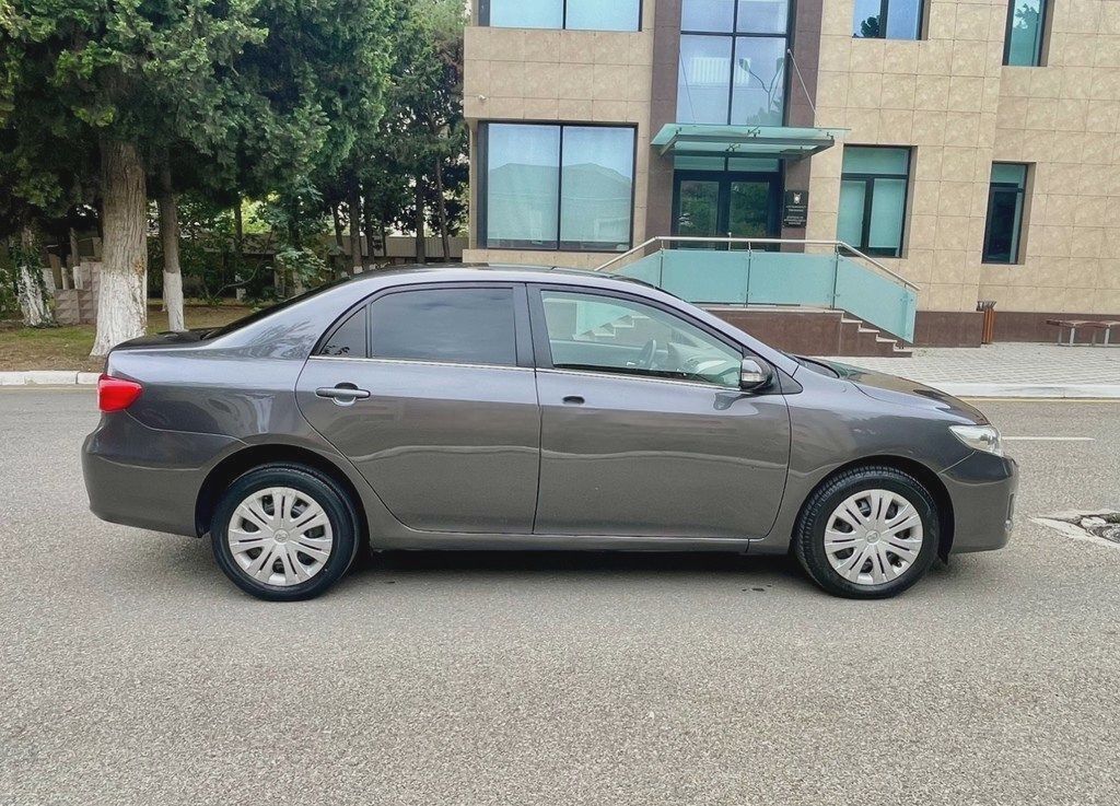 Toyota Corolla, 2013 il, 209700 km, 1.6 L — Avtomobillər, Bakı (5)