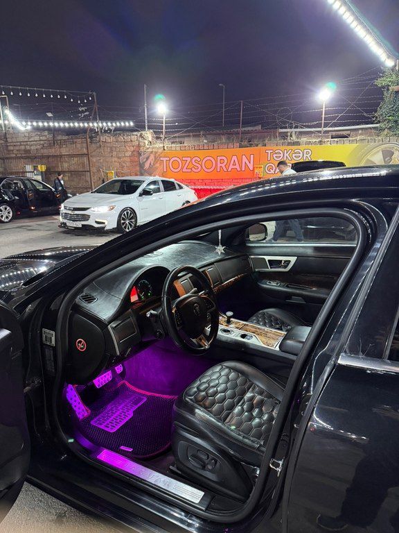 Jaguar XF, 3.0 L, 2010 il, 273 000 km 77-CL-148 — Avtomobillər, Bakı (4)