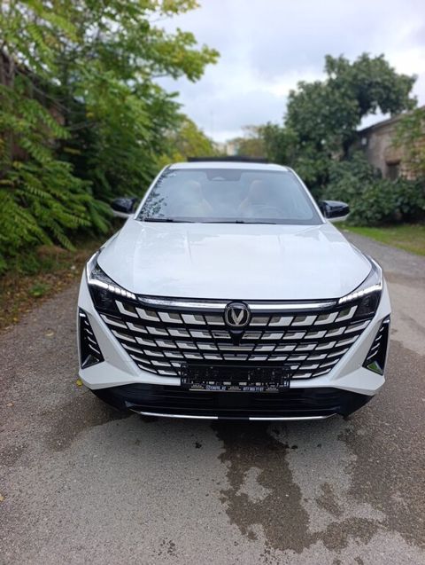 Changan Uni-Z, 1.5 L, 18.4 kWh, 2025 il, 28 000 km — 30 500 ₼ · Bakı · Avtomobillər Changan Uni-Z, 1.5 L, 18.4 kWh, 2025 il, 28 000 km — Bakı