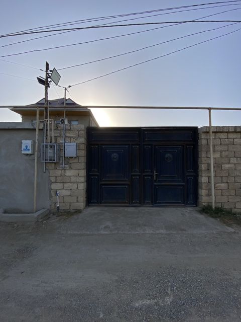 Satılır 2 otaqlı həyət evi/bağ evi 75 m² — Bakı