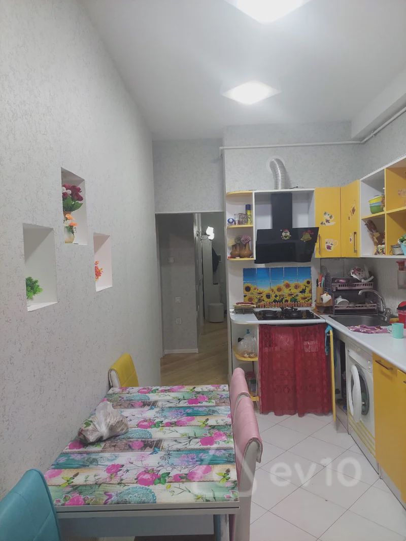 For sale: 2-room apartment (new building), 71 m² — Mənzil, Bakı (6)