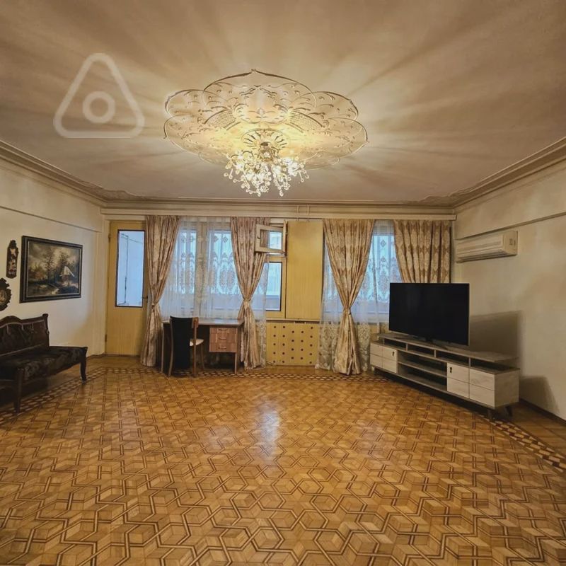 2 otaqlı mənzil, 70 m², Sabit Orucov küçəsi — kirayə — Mənzil, Bakı (3)