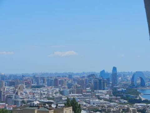 2 otaqlı mənzil, 70 m², Ismail bəy Qutqaşinli — kirayə — Bakı