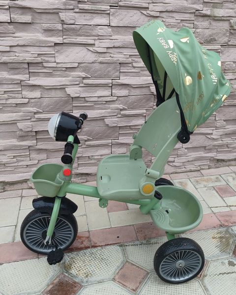 Uşaq üçtəkərli velosipedi – günlüklü, açıq-yaşıl rəng Xüsusiyyətlər — 55 ₼ · Saray · Uşaq velosipedləri Uşaq üçtəkərli velosipedi – günlüklü, açıq-yaşıl rəng Xüsusiyyətlər — Saray
