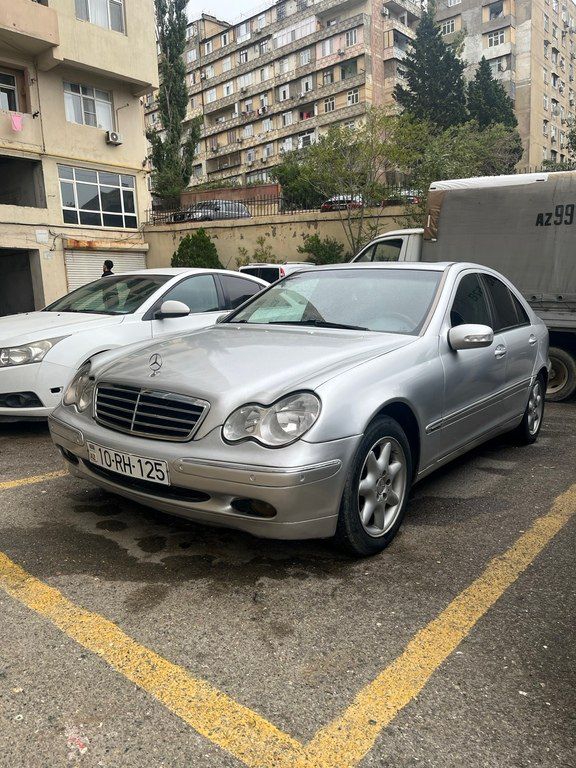Mercedes C 240, 2.6 L, 2001 il, 371 225 km 10-RH-125 — Avtomobillər, Salyan (2)