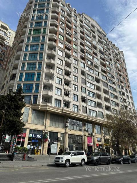Satılır 3 otaqlı Bina evi menzil (Yeni tikili), 125 m², Nərimanov rayonu — Elcin bey