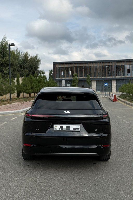 Li Auto L7, 1.5 L, 44.5 kWh, 2024 il, 19 000 km — Avtomobillər, Bakı (2)