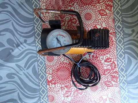 Avtomobil üçün portativ hava kompressoru - 12V avtomobil çaxmaq — 15 ₼ · Digah · Avtomobil aləti Avtomobil üçün portativ hava kompressoru - 12V avtomobil çaxmaq — Digah
