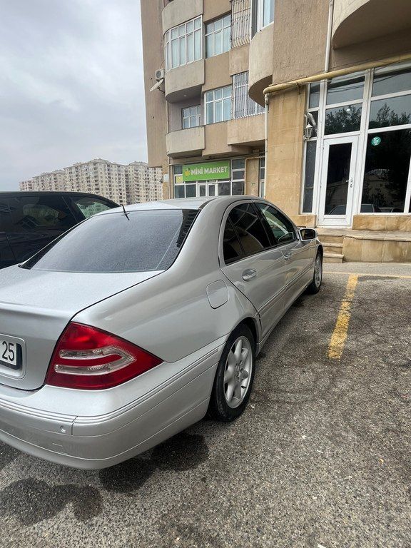 Mercedes C 240, 2.6 L, 2001 il, 371 225 km 10-RH-125 — Avtomobillər, Salyan (4)