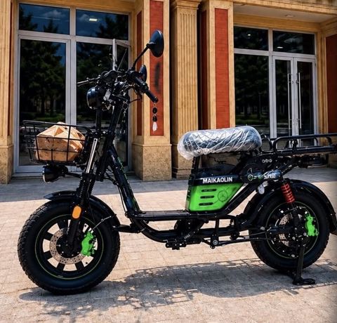 Elektrik yüklü skuter Elektrik yüklü skuter 100-110km məsafə gedir — 14 ₼ · Bakı · Mopedlər və skuterlər Elektrik yüklü skuter Elektrik yüklü skuter 100-110km məsafə gedir — Bakı