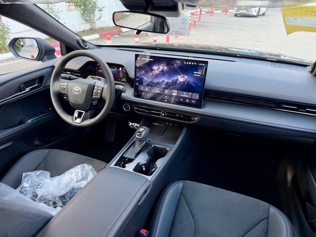 Toyota Camry, 2.0 L, 1 kWh, 2026 il, yeni — Avtomobillər, Bakı (7)
