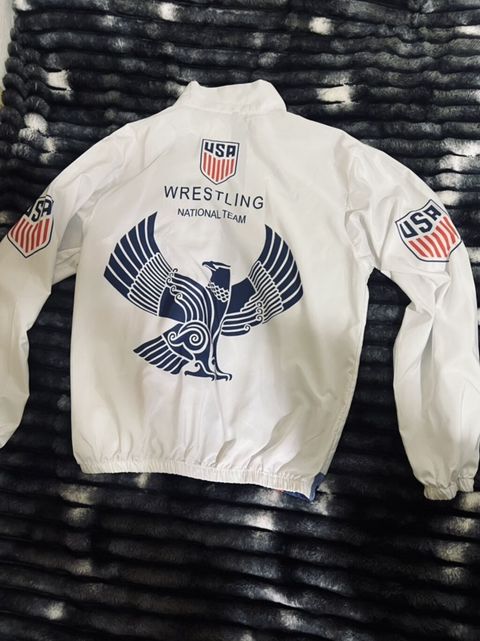 Məhsul: USA Wrestling National Team yüngül küləkkeçirməz jaket — Bakı